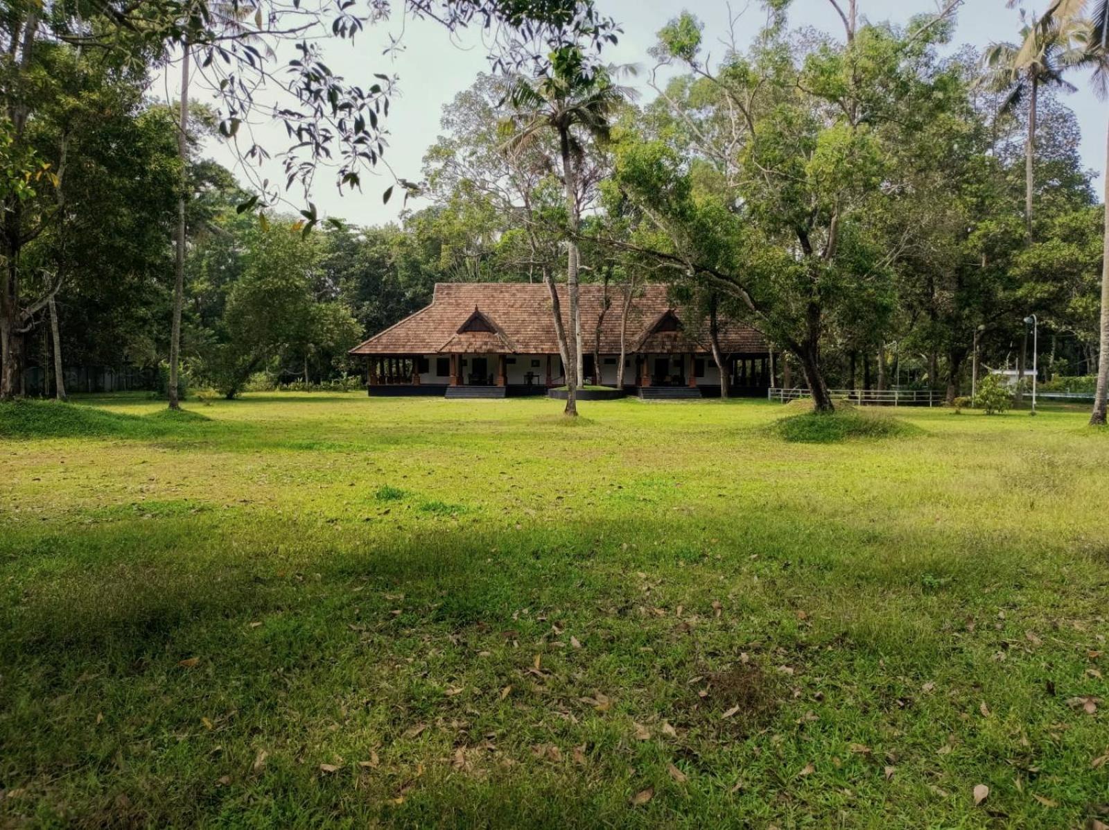 Marari Beach Palace Mararikulam Exterior foto
