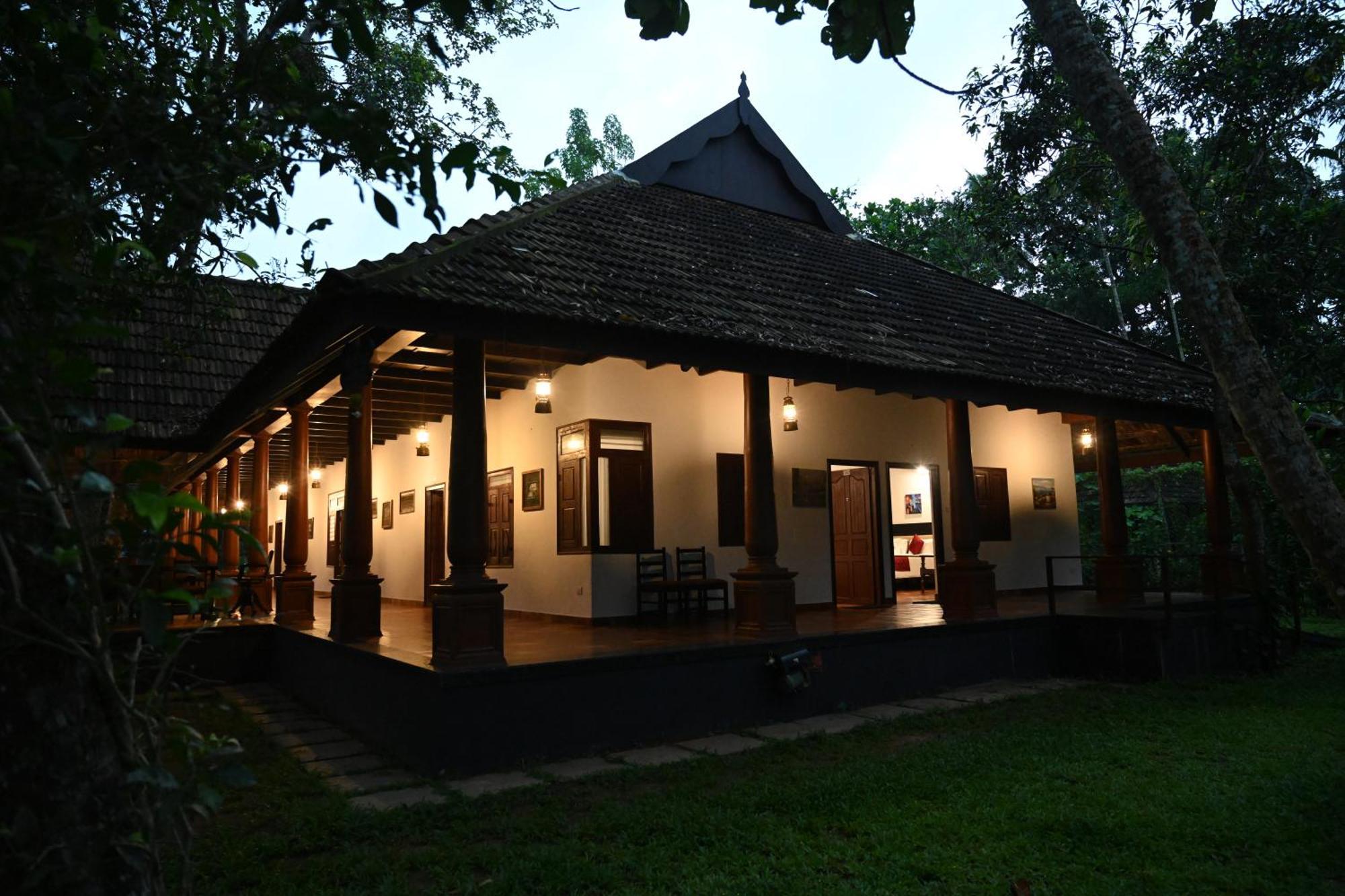 Marari Beach Palace Mararikulam Exterior foto