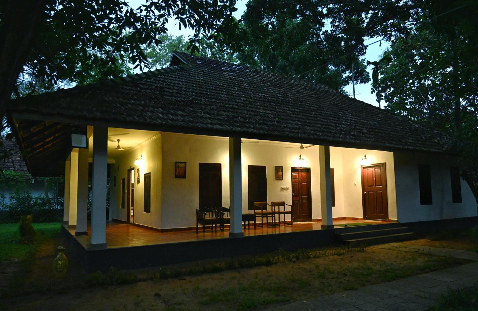 Marari Beach Palace Mararikulam Exterior foto